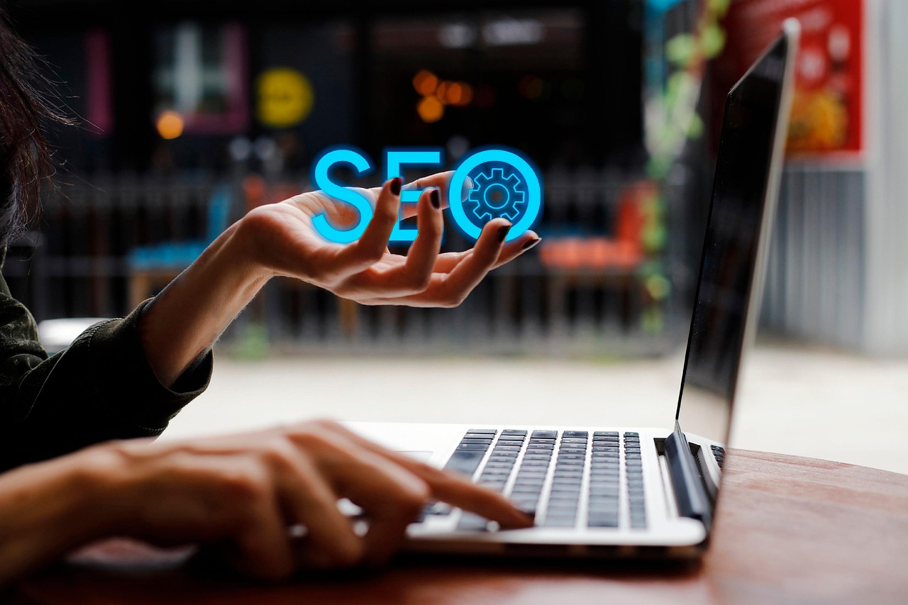 Cómo Crear una Estrategia de Marketing Digital Paso a Paso en 2025